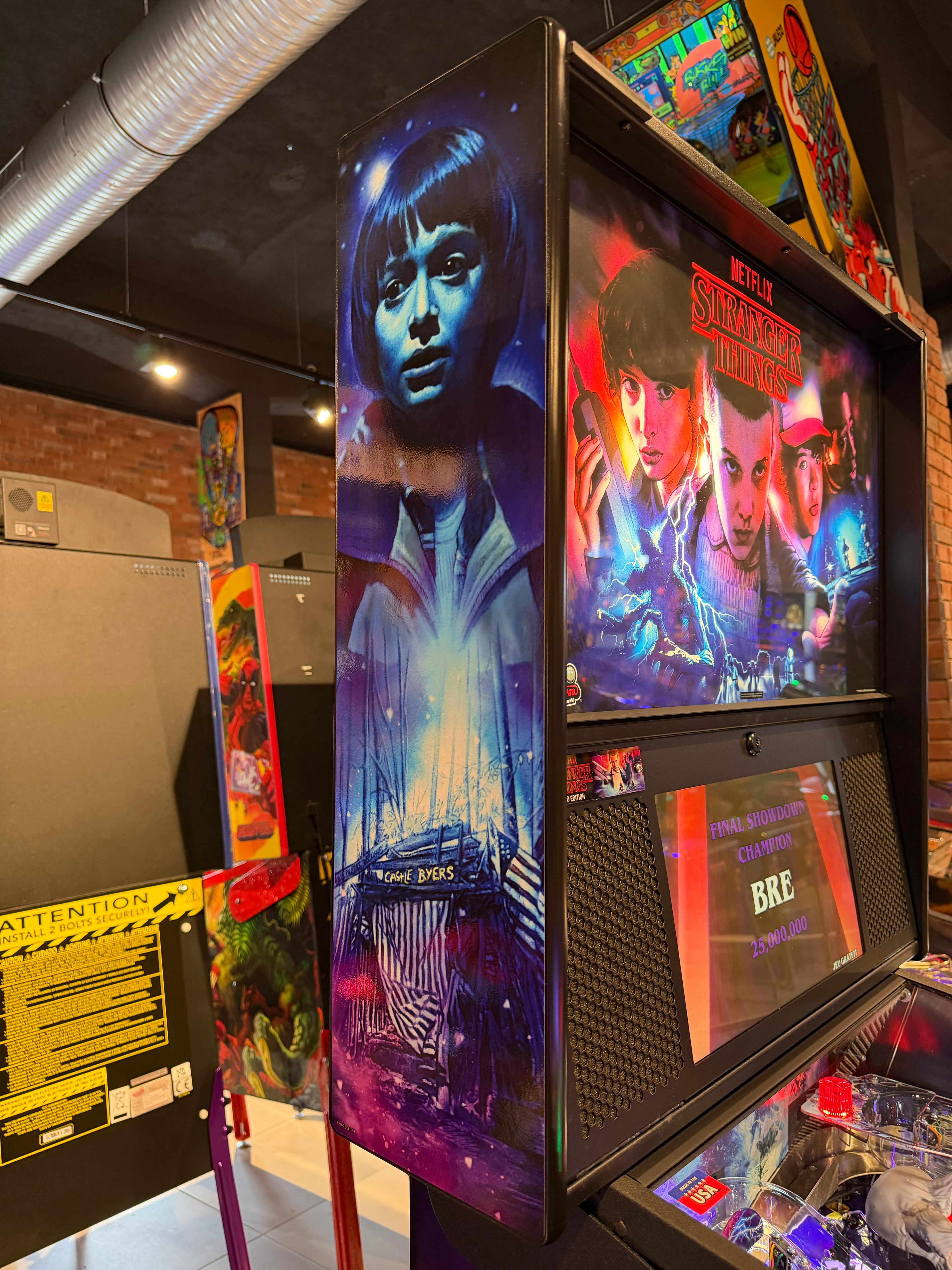 flipper stranger things pro stern pinball moderne