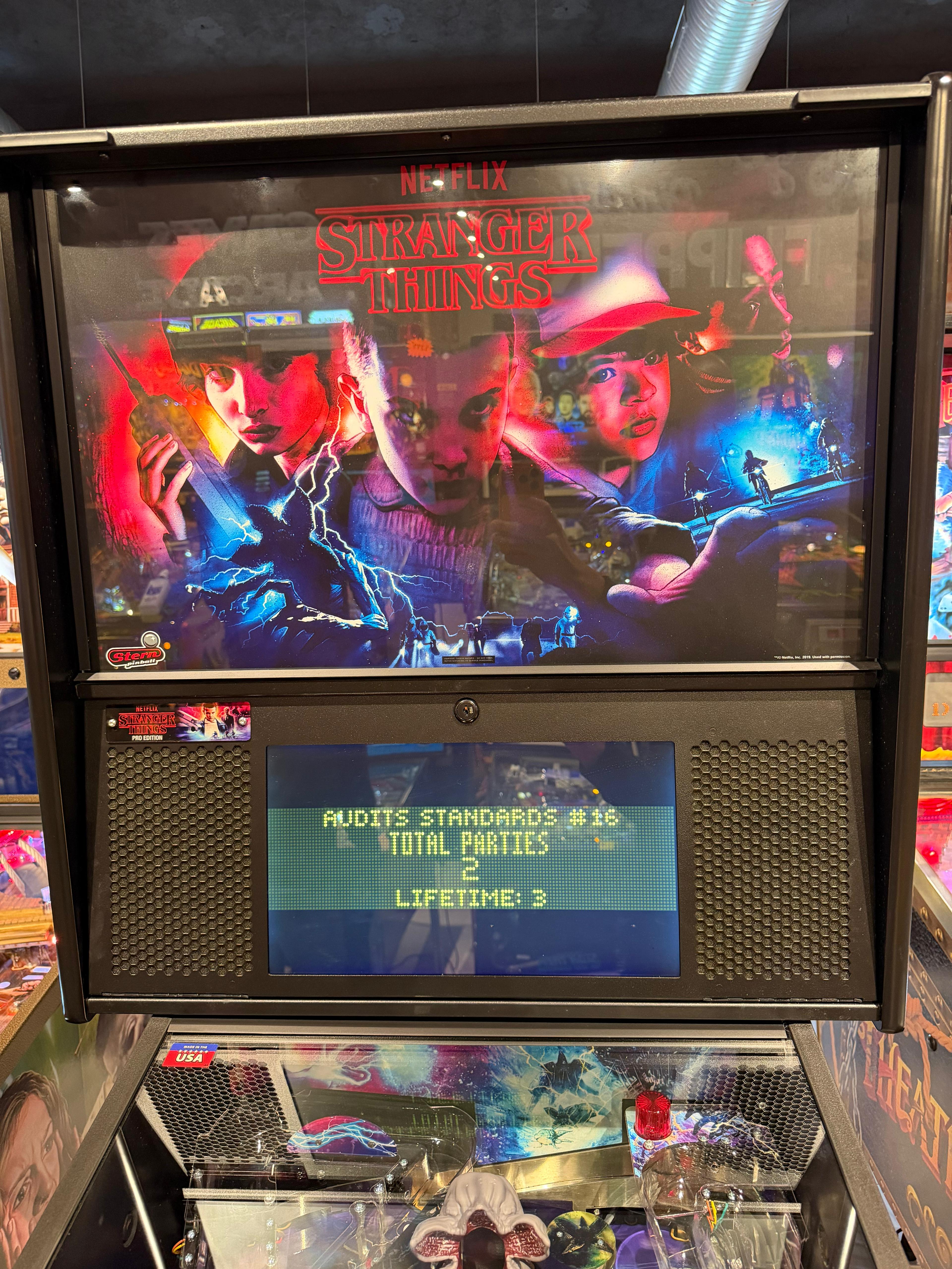 backglass flipper stranger things stern