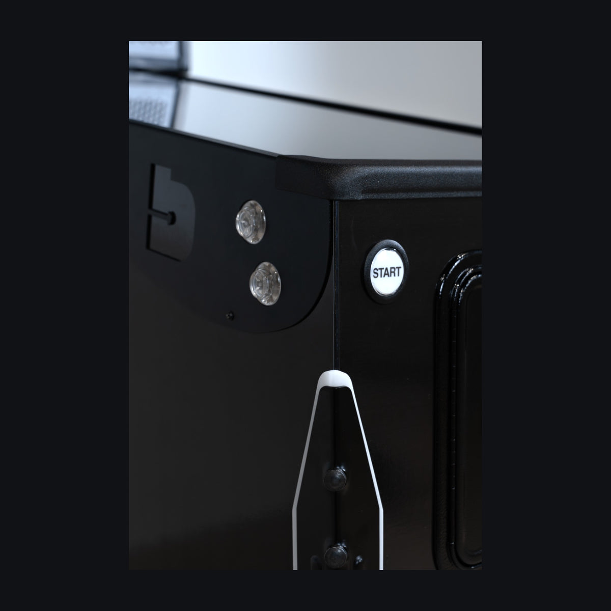 Bouton start et flanc de caisse du BUMP Pro