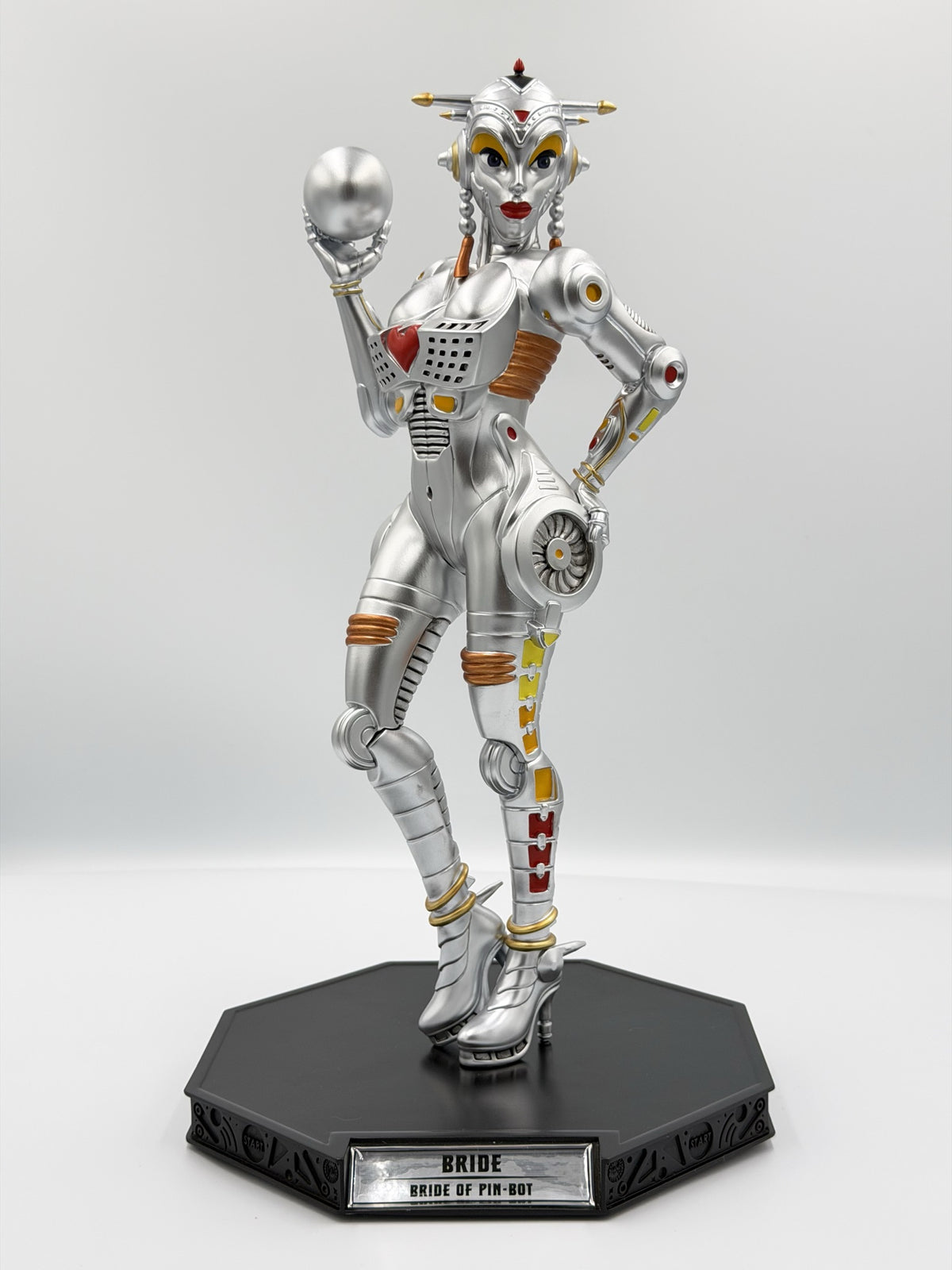 Figurine La Mariée 1:6 de face
