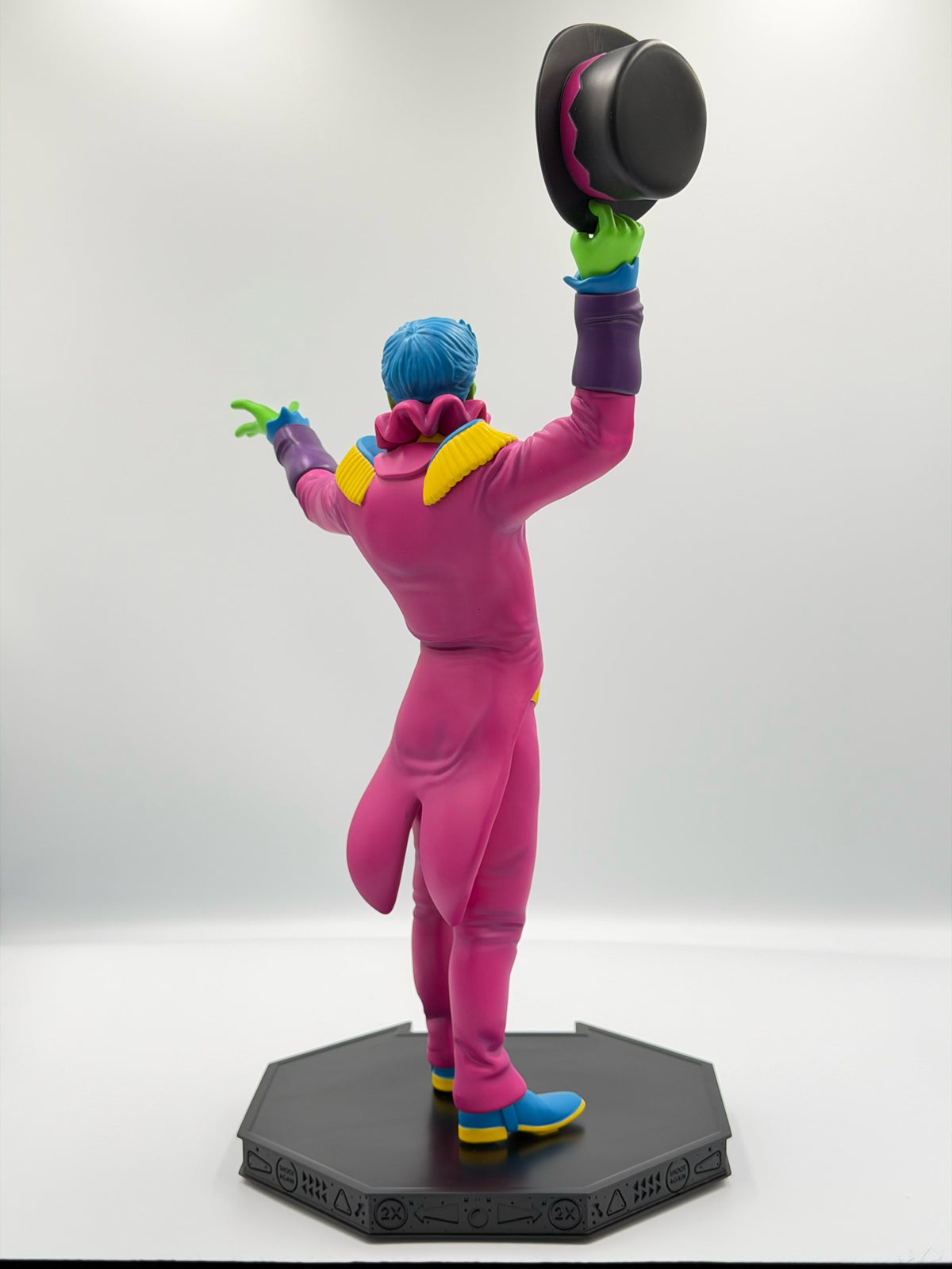 Figurine Ringmaster Cirqus Voltaire 1:12 de dos