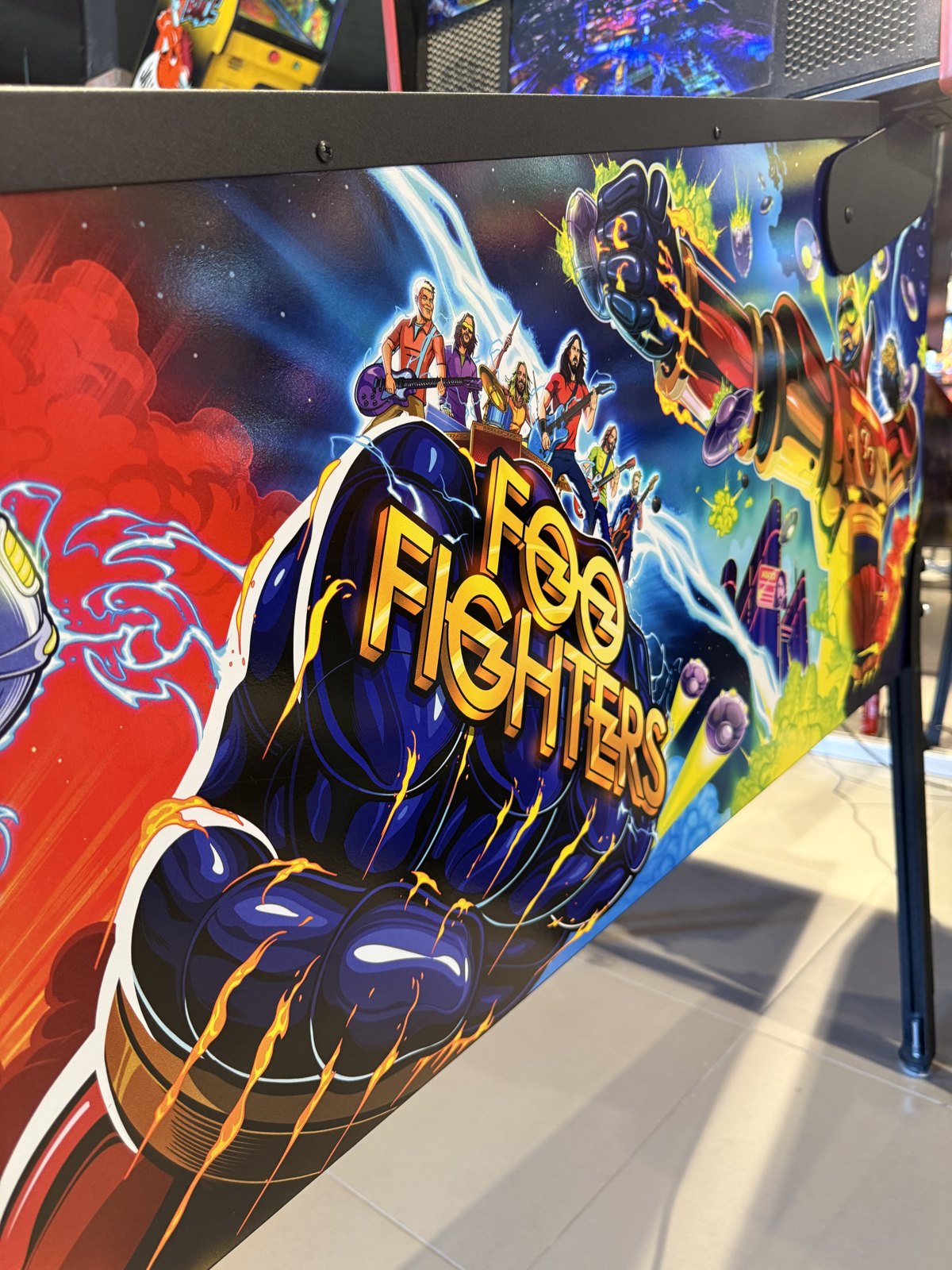 Flipper Foo Fighters Pro Stern 2023 rock d'occasion à vendre – Vintage Legends (photo 7)
