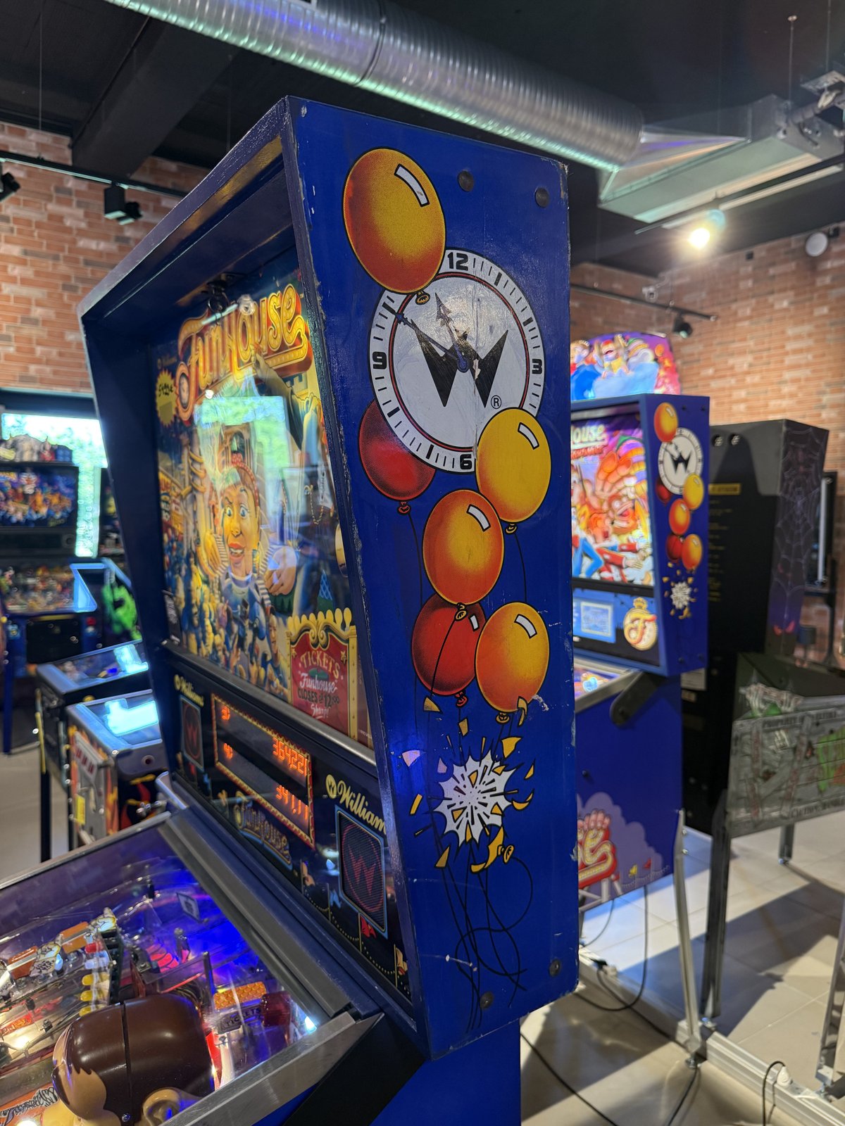 Flipper Funhouse Williams 1990 d'occasion à vendre – Vintage Legends (photo 4)