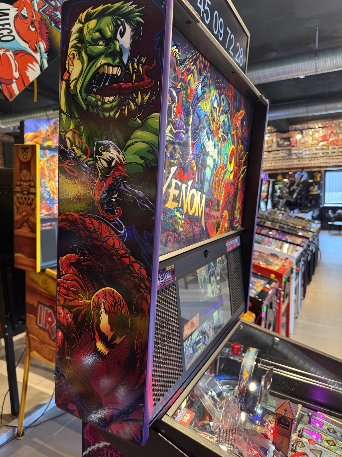 Flipper Venom Pro Stern 2023 Marvel d'occasion à vendre – Vintage Legends (photo 3)