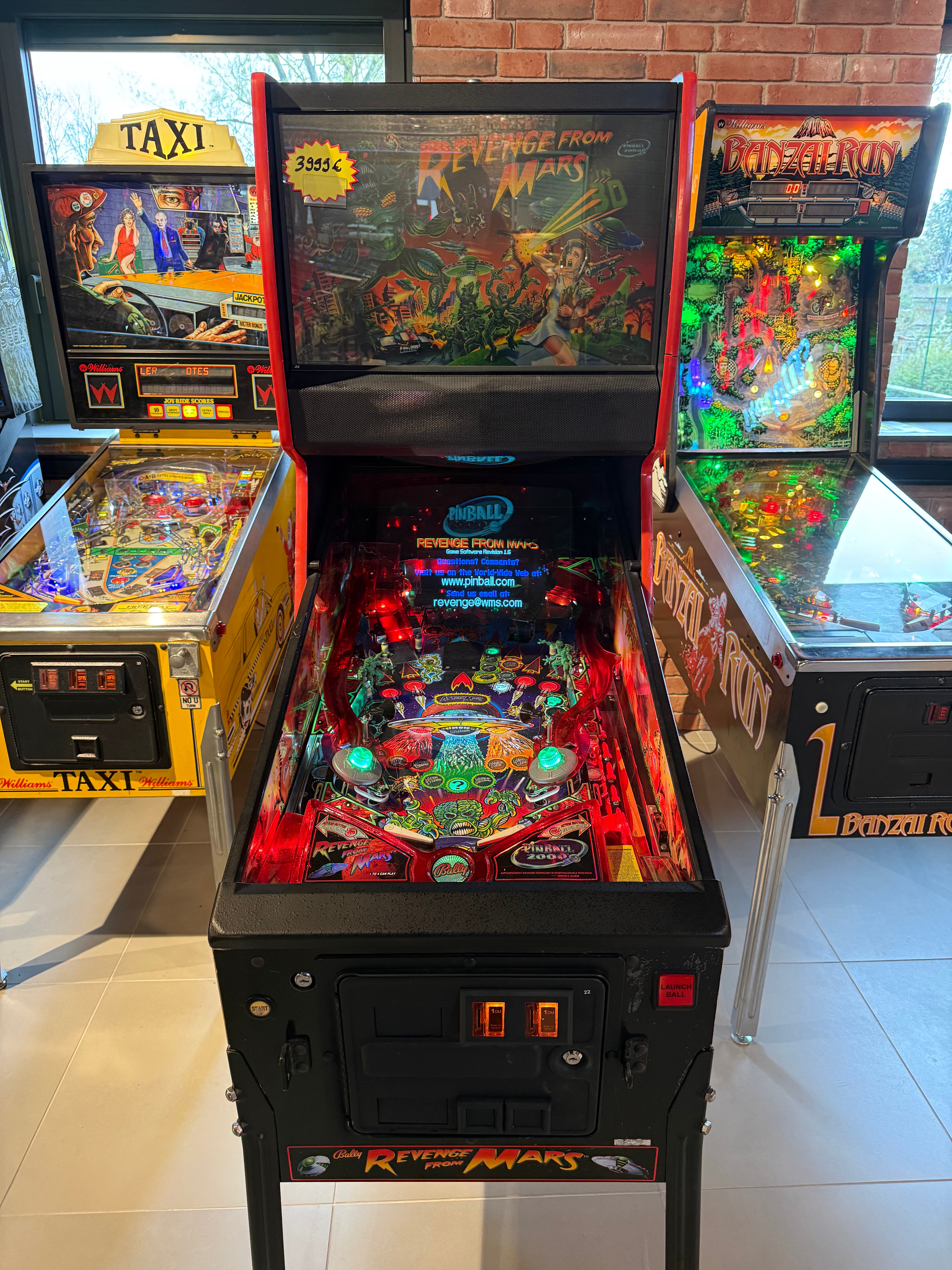 projection video flipper revenge from mars pinball 2000