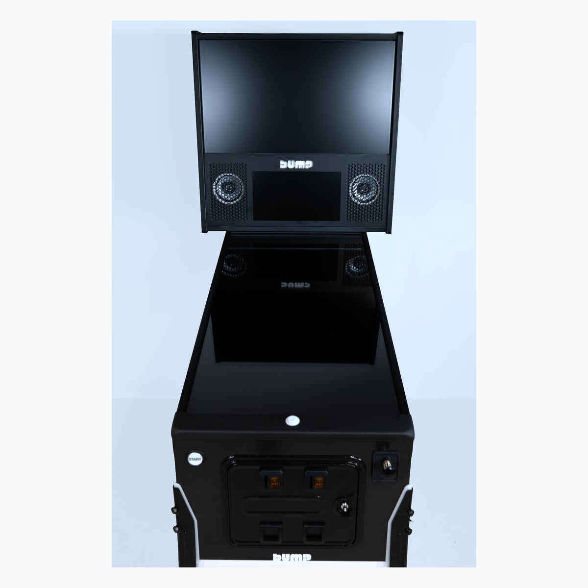 BUMP Pro vu de face, fronton et caisse