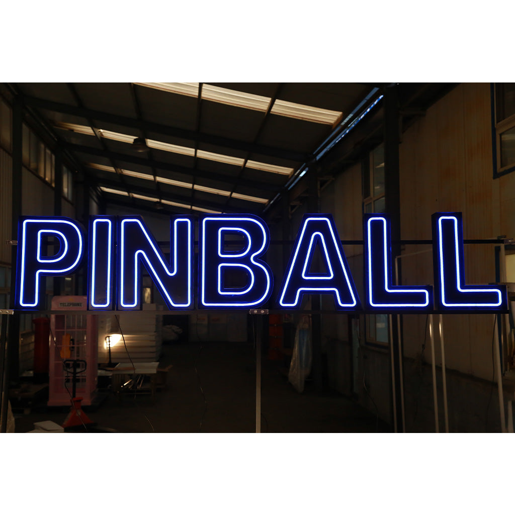 7 lettres lumineuses professionnelles XL RGB Bluetooth largeur 2,93 mètre (PINBALL)