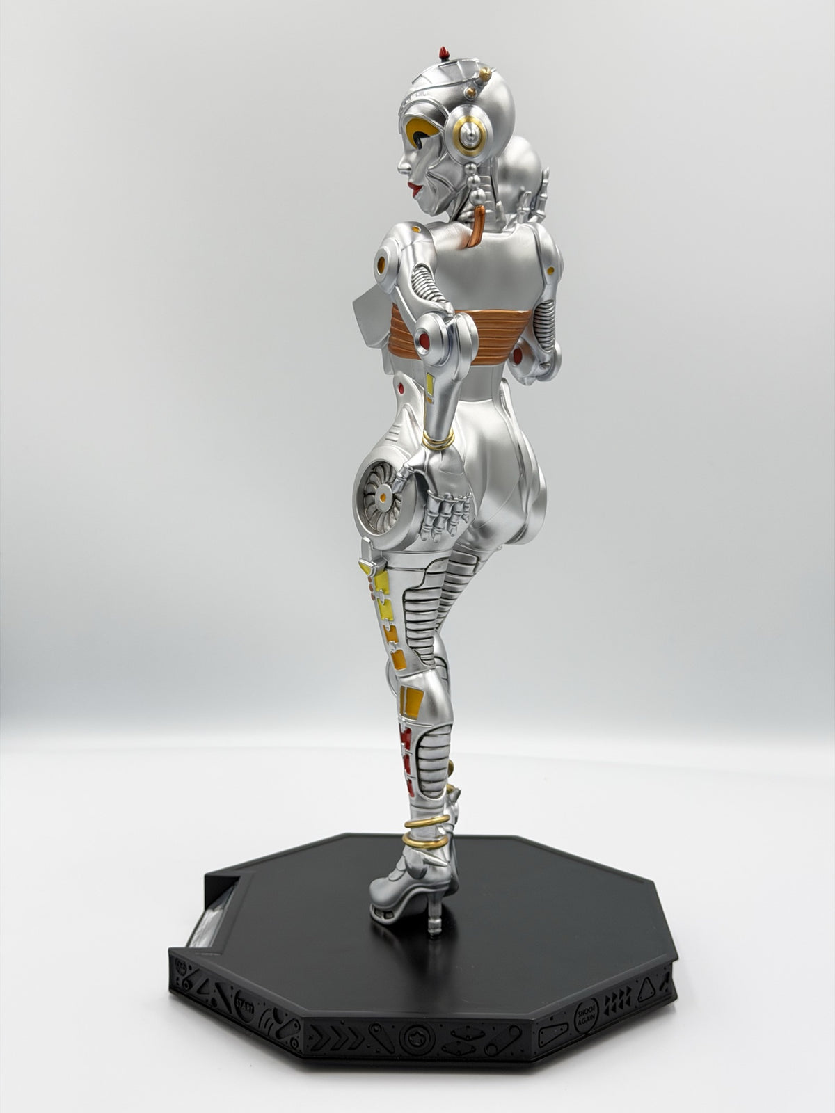 Figurine La Mariée 1:12 de dos